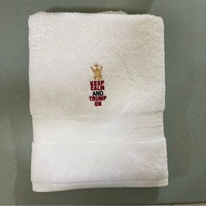 KEEP CALM AND TRUMP ON Beach towels. Size 30” x 54”. I also need one in black.